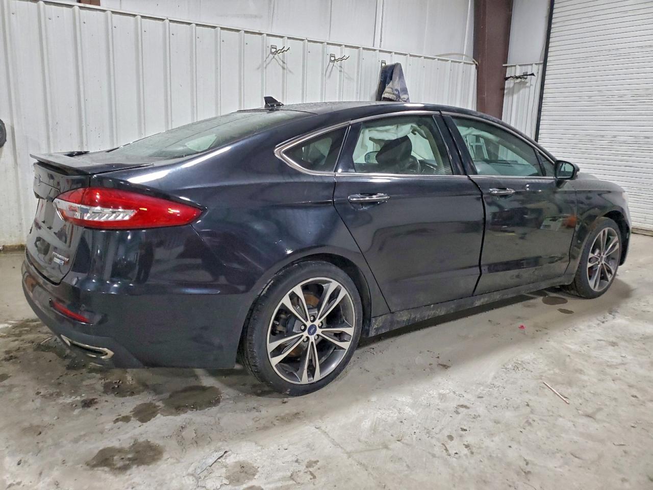 2020 FORD FUSION TITANIUM photo 3