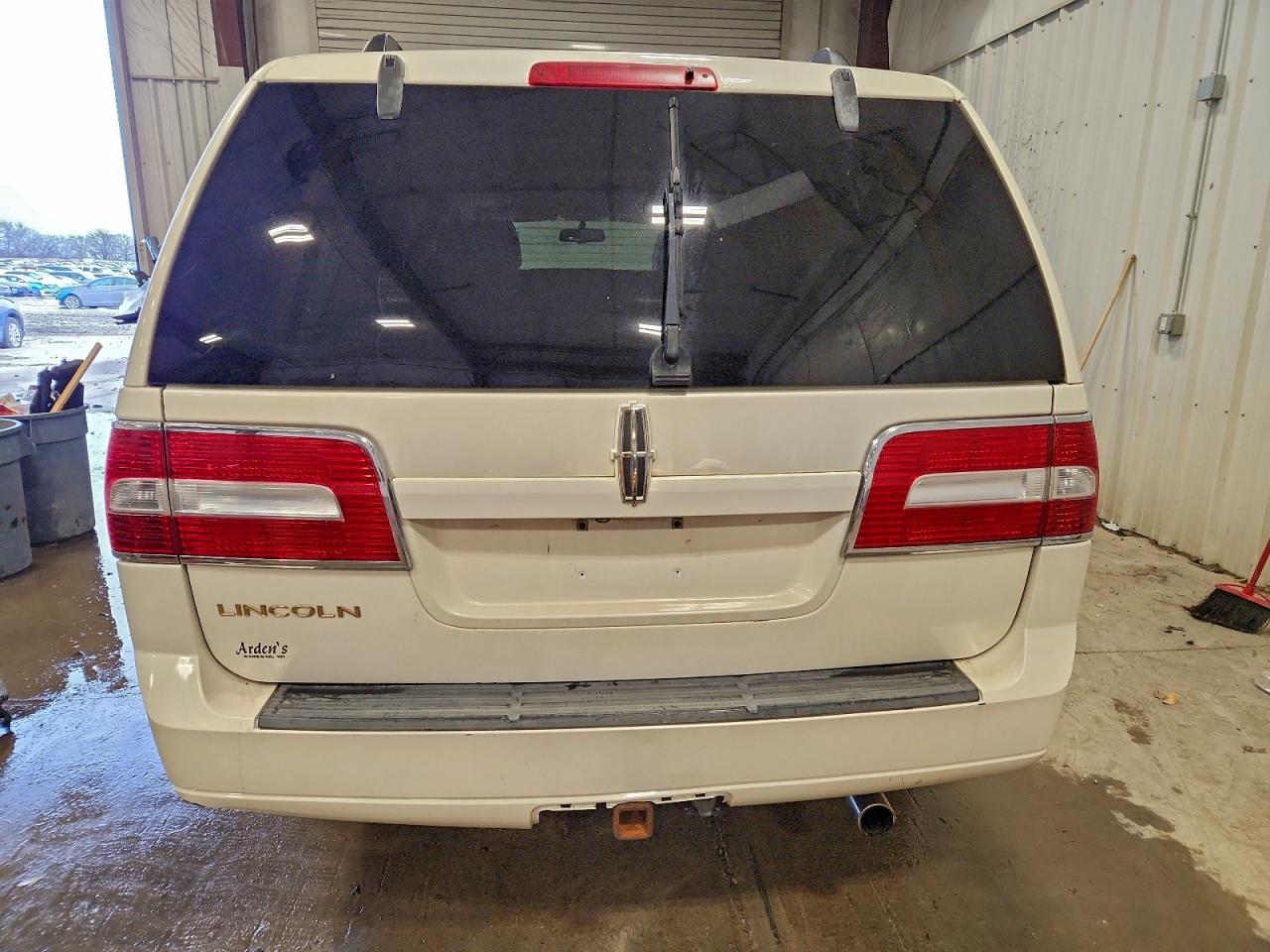 2008 LINCOLN NAVIGATOR L photo 6