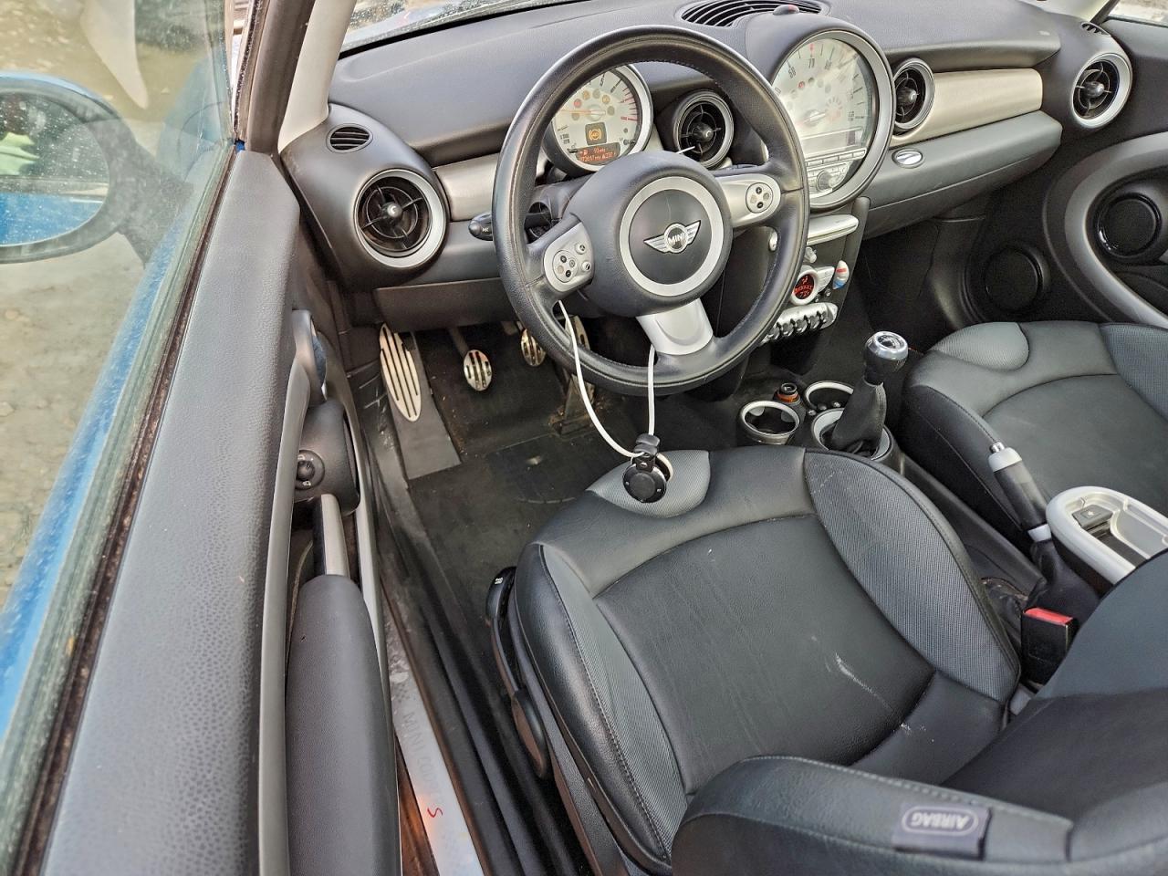 2008 MINI COOPER S photo 15