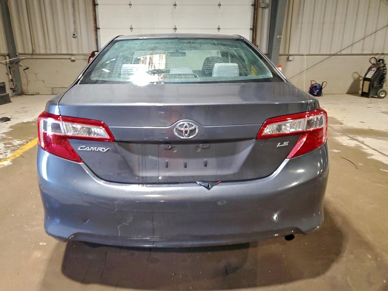 2012 TOYOTA CAMRY BASE photo 16