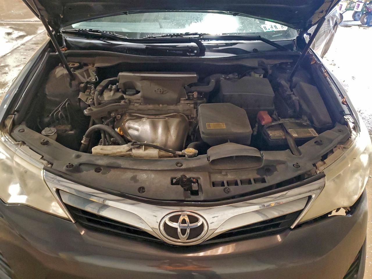2012 TOYOTA CAMRY BASE photo 31
