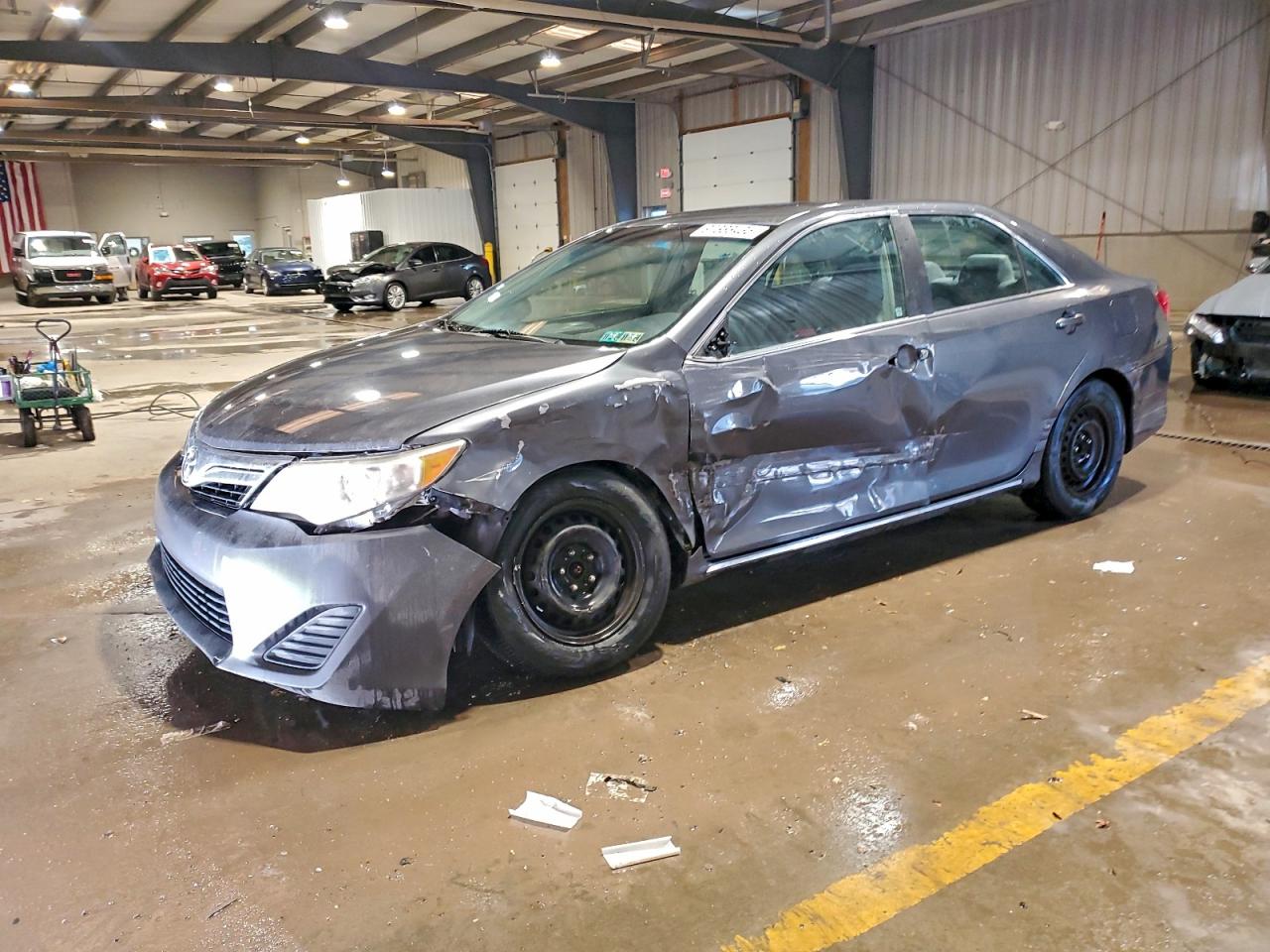 2012 TOYOTA CAMRY BASE photo 2