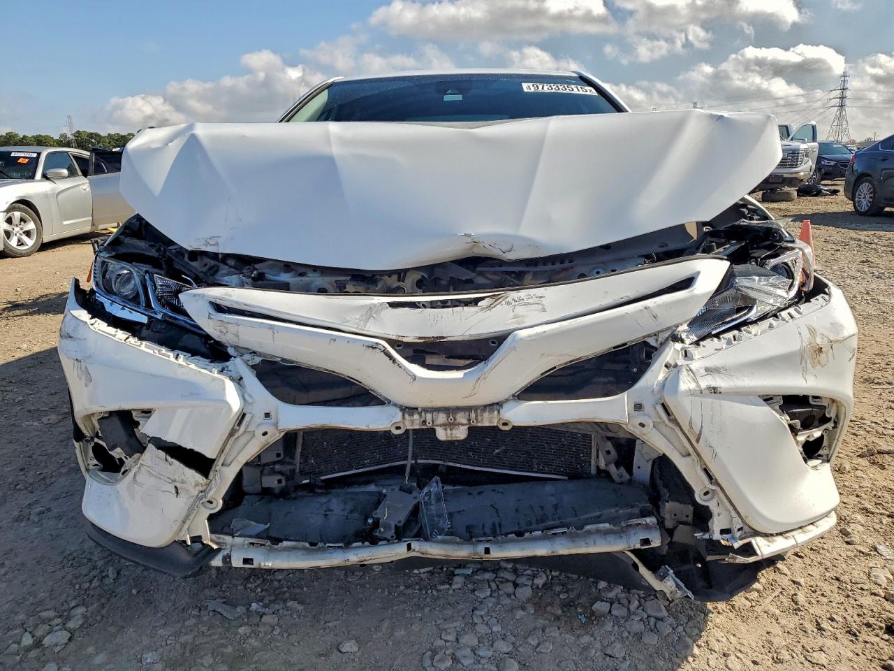 2020 TOYOTA CAMRY SE photo 13