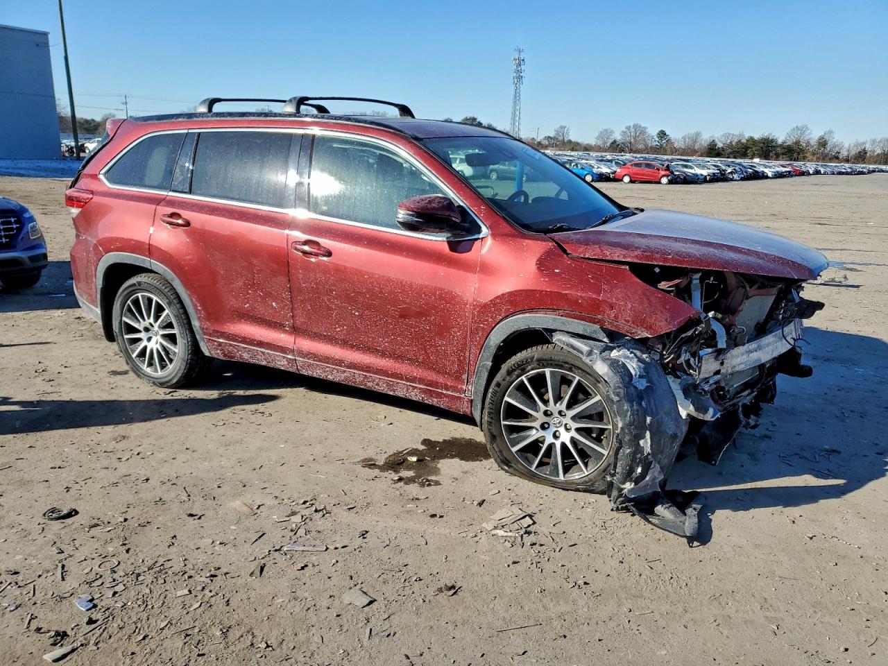 2018 TOYOTA HIGHLANDER SE photo 7
