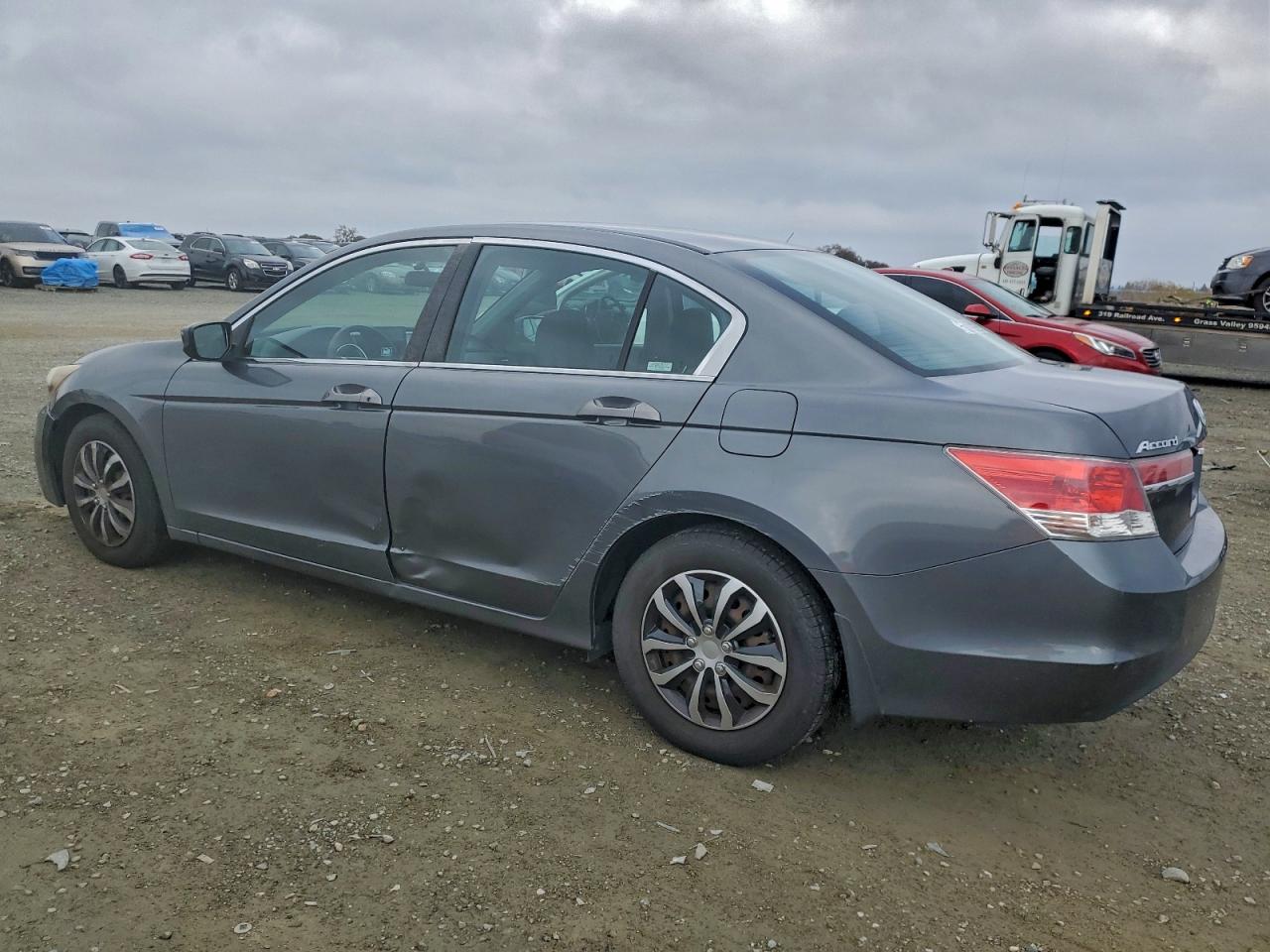 2012 HONDA ACCORD LX photo 2