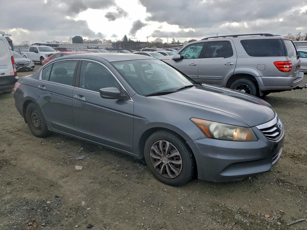 2012 HONDA ACCORD LX photo 4