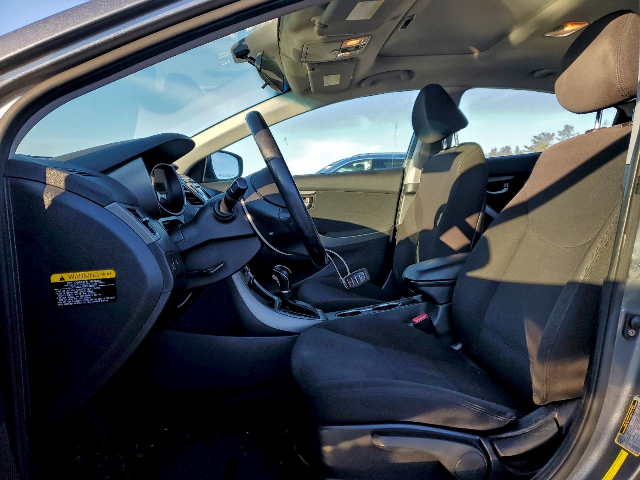 2016 HYUNDAI ELANTRA SE photo 7