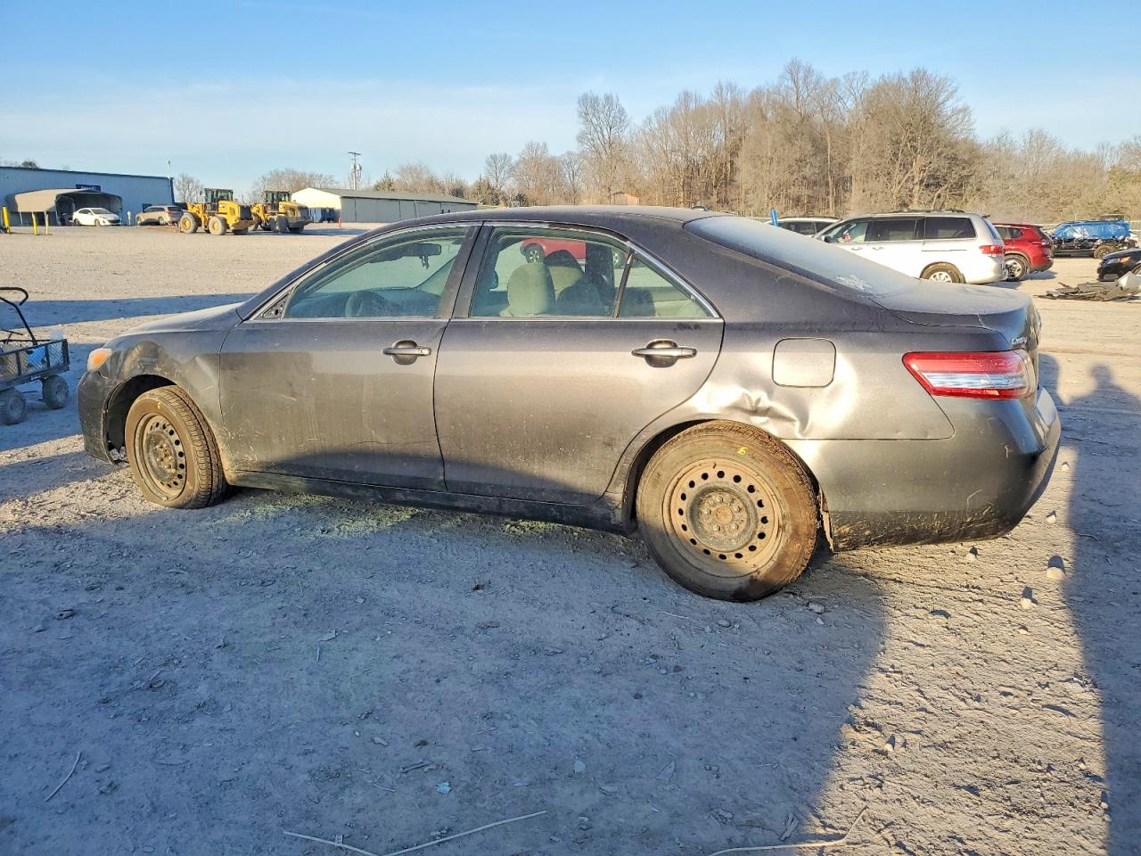 2010 TOYOTA CAMRY BASE photo 2