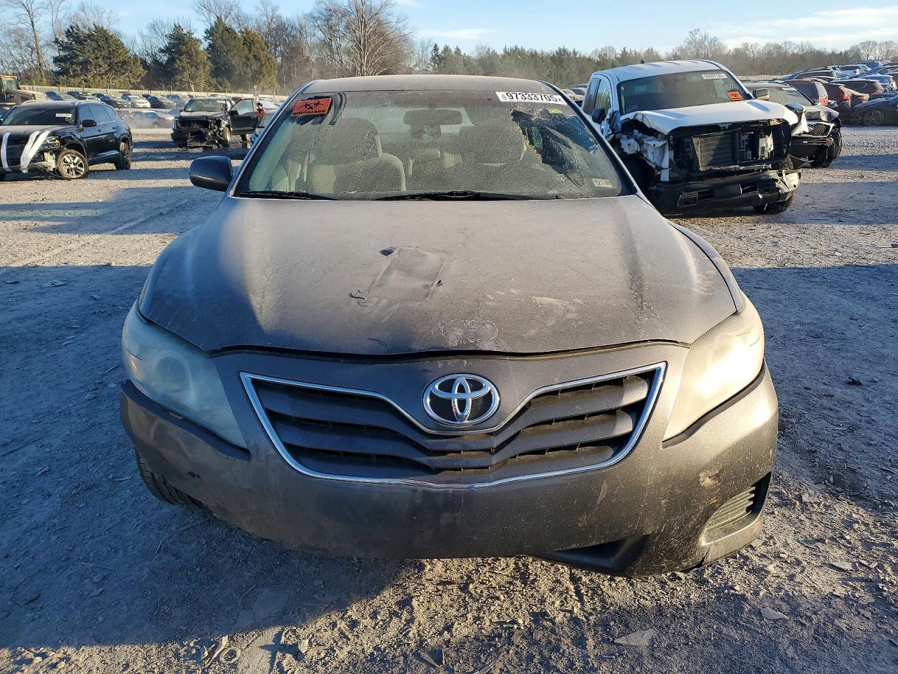 2010 TOYOTA CAMRY BASE photo 5