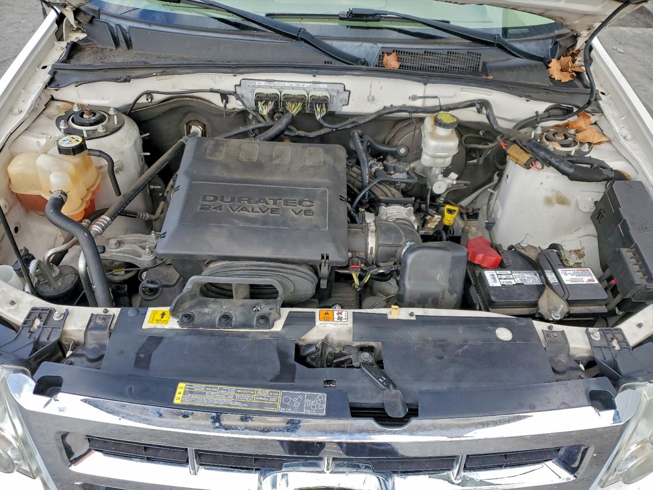 2011 FORD ESCAPE LIMITED photo 12