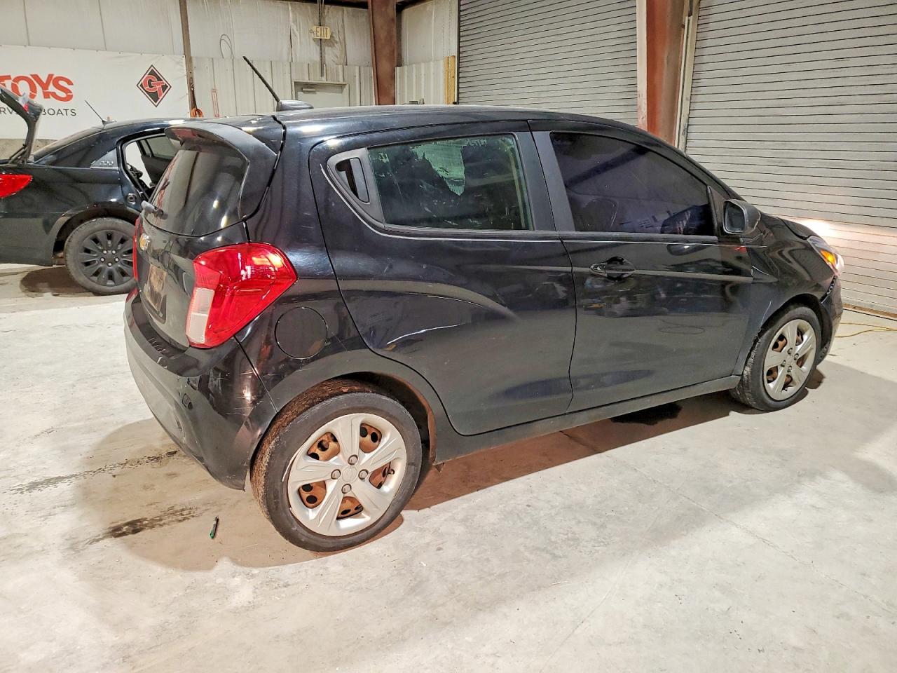 2019 CHEVROLET SPARK LS photo 3
