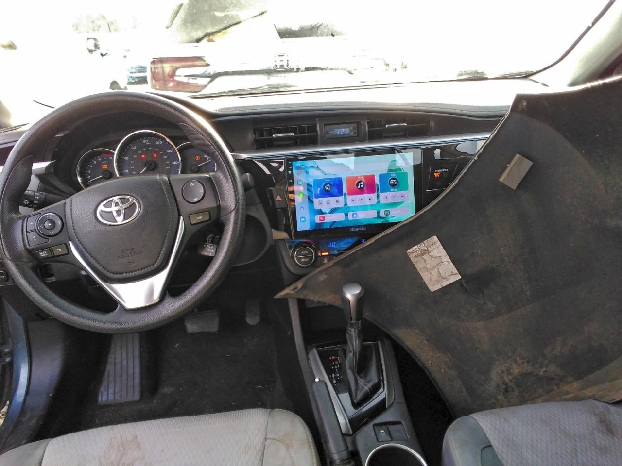 2015 TOYOTA COROLLA L photo 8