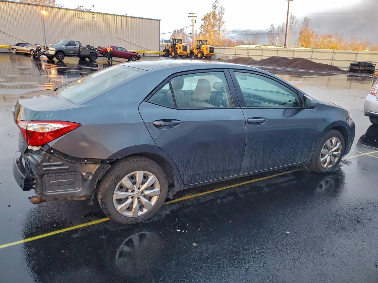 2015 TOYOTA COROLLA L photo 3