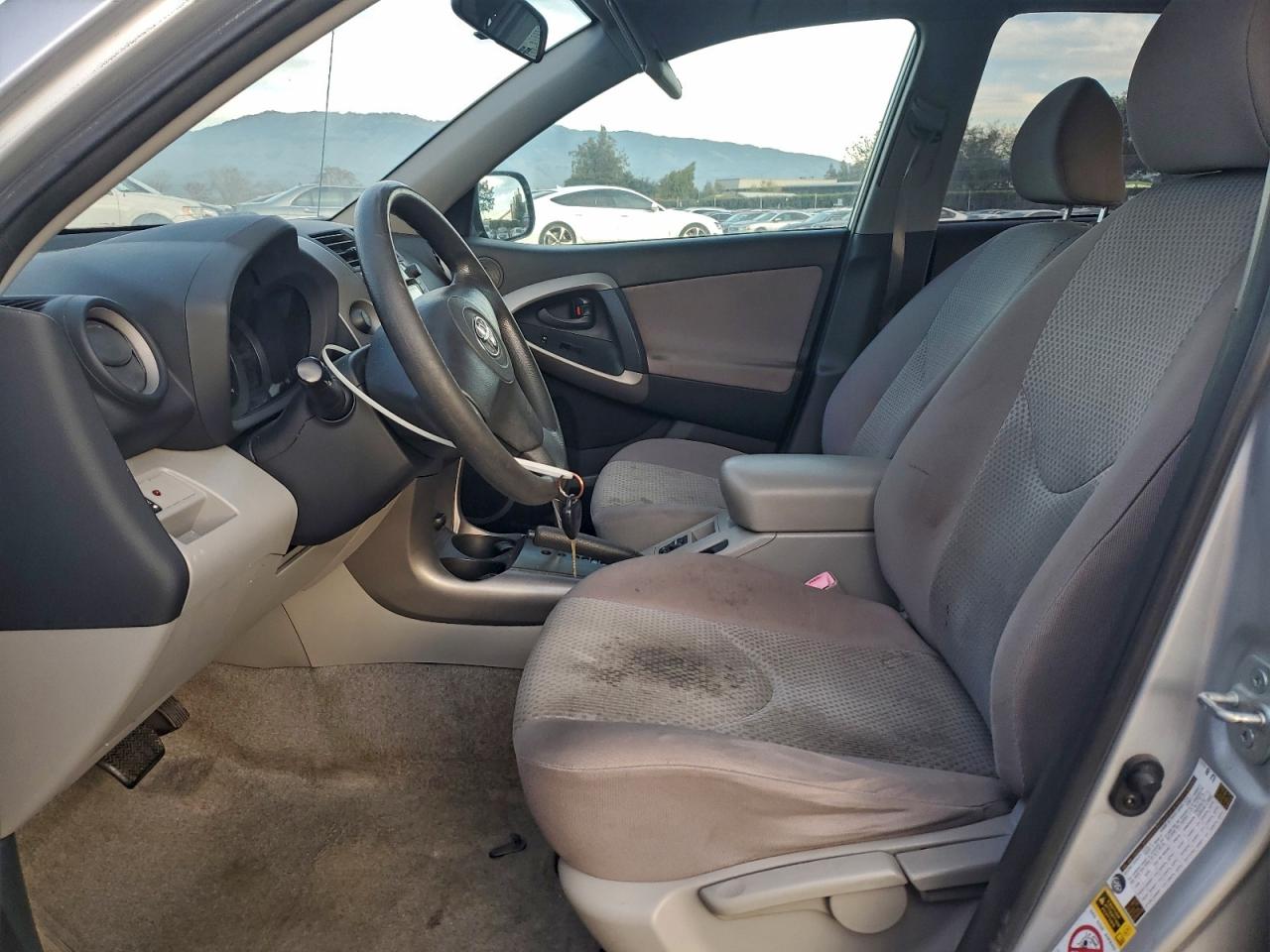 2006 TOYOTA RAV4 photo 13