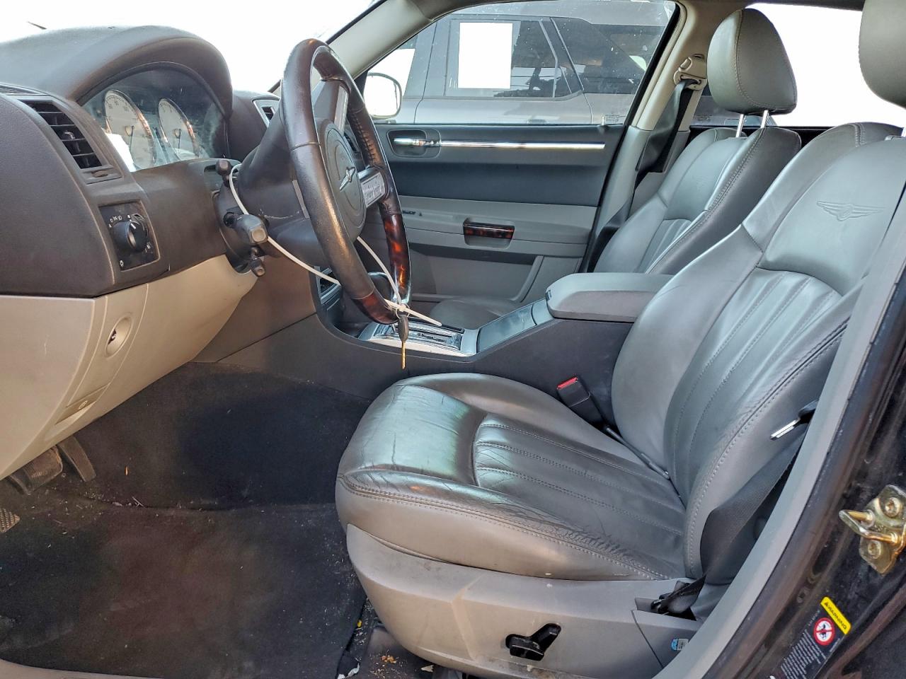 2006 CHRYSLER 300C photo 7