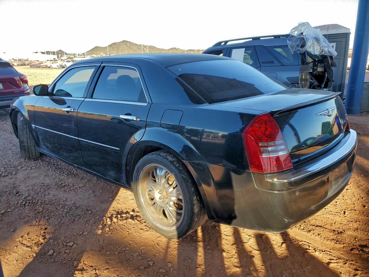 2006 CHRYSLER 300C photo 2