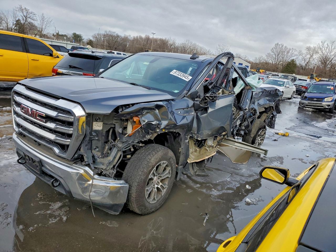 2021 GMC SIERRA