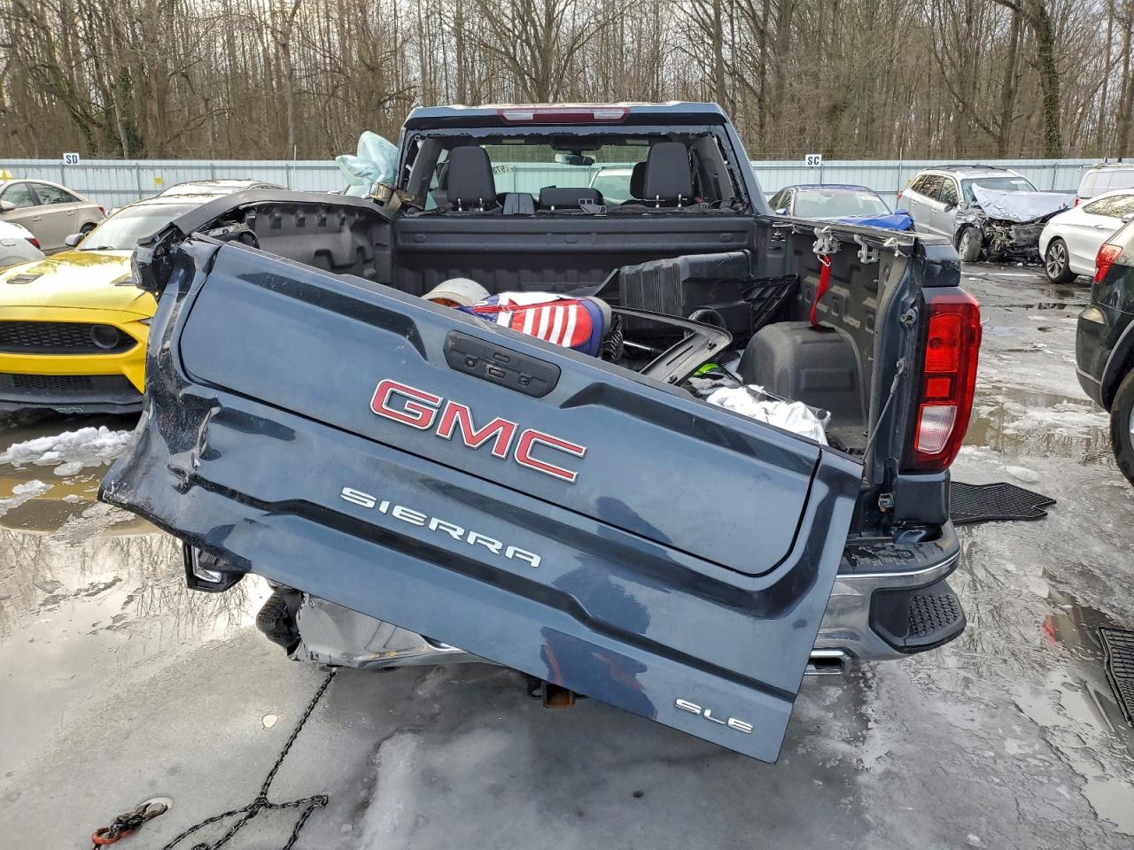2021 GMC SIERRA K1500 SLE photo 11