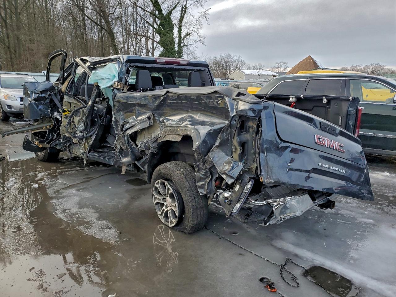 2021 GMC SIERRA K1500 SLE photo 3