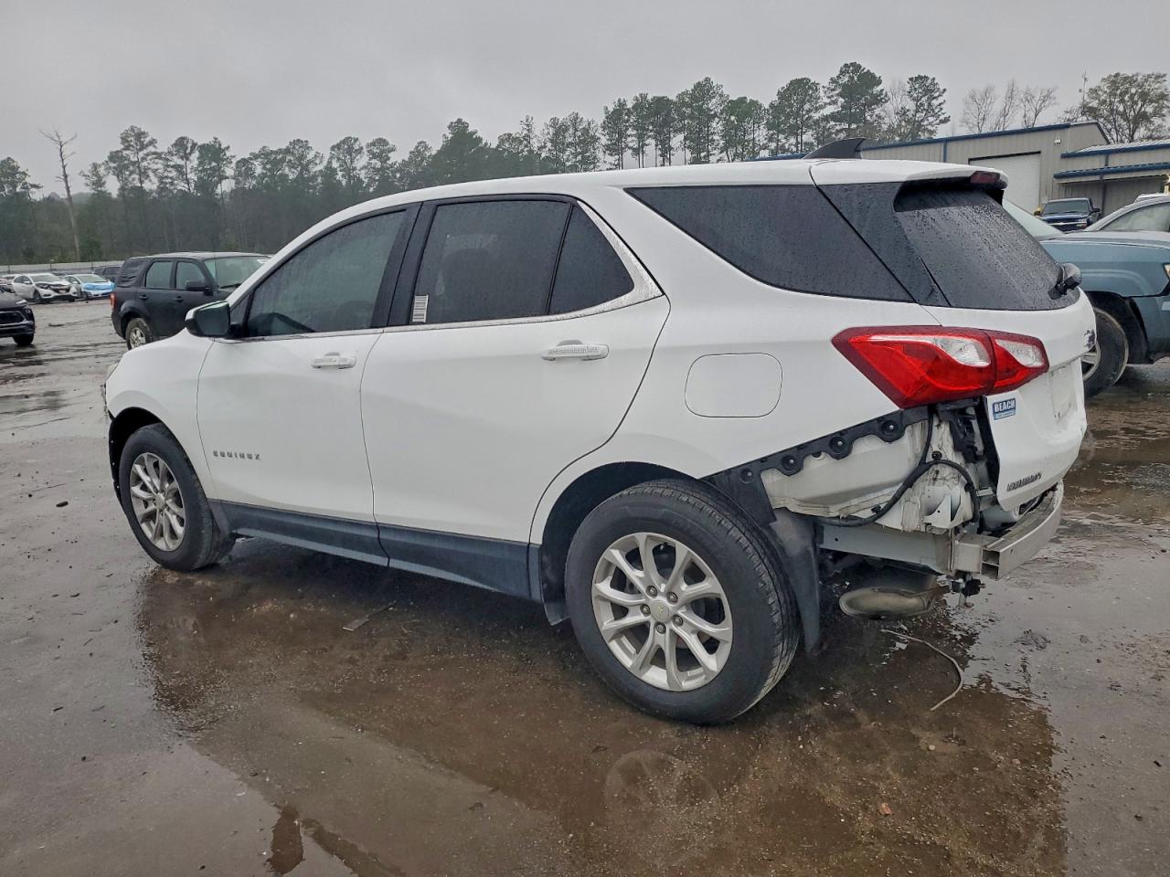 2020 CHEVROLET EQUINOX LT photo 3