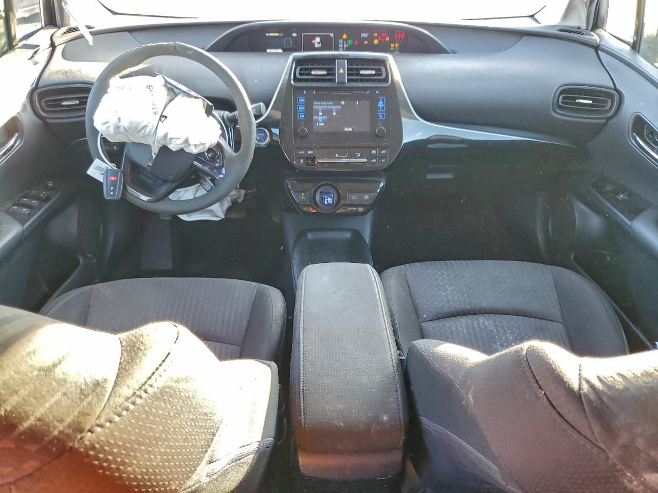 2018 TOYOTA PRIUS photo 29