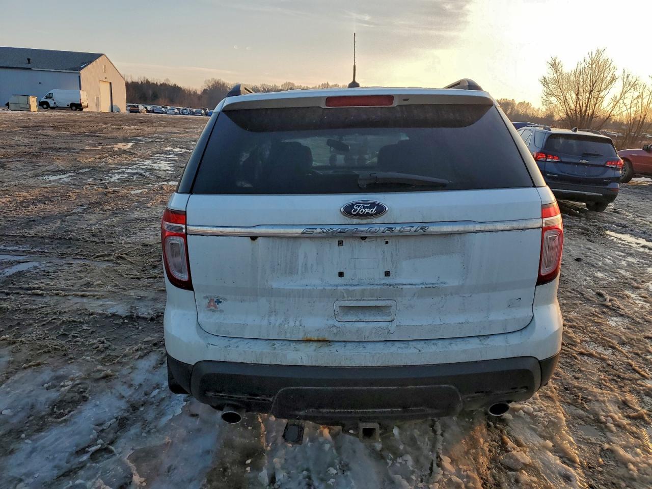 2014 FORD EXPLORER photo 16