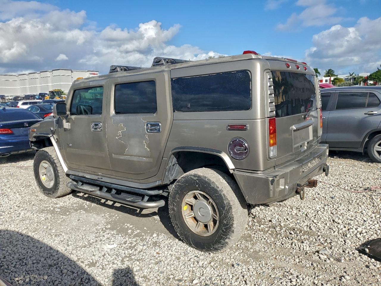 2003 HUMMER H2 photo 4