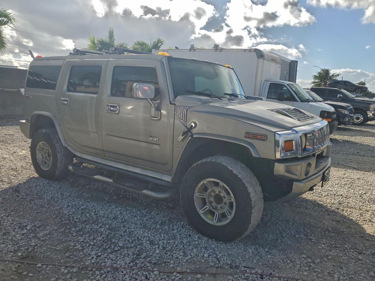 2003 HUMMER H2 photo 10