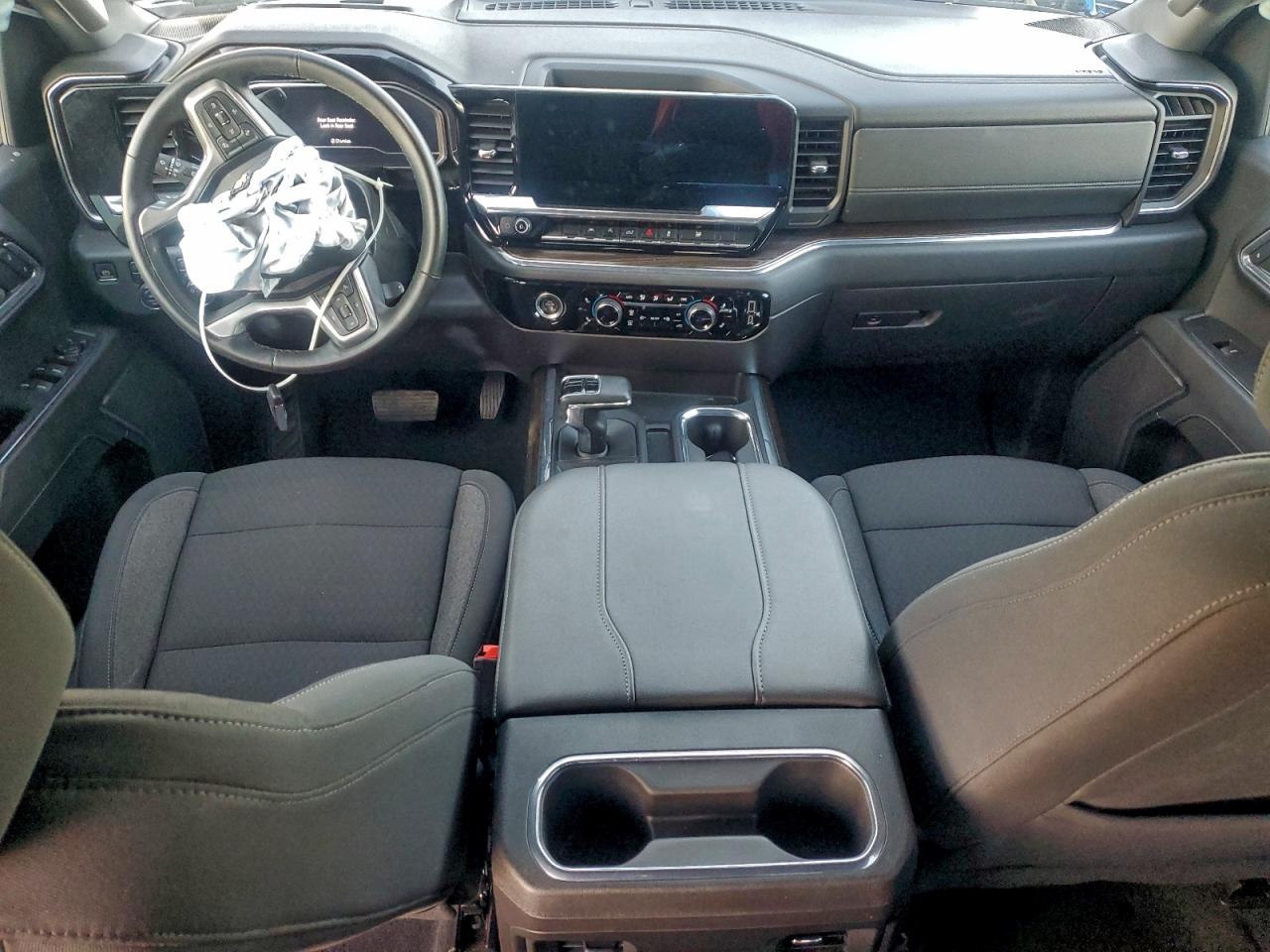 2024 CHEVROLET SILVERADO K1500 LT photo 22