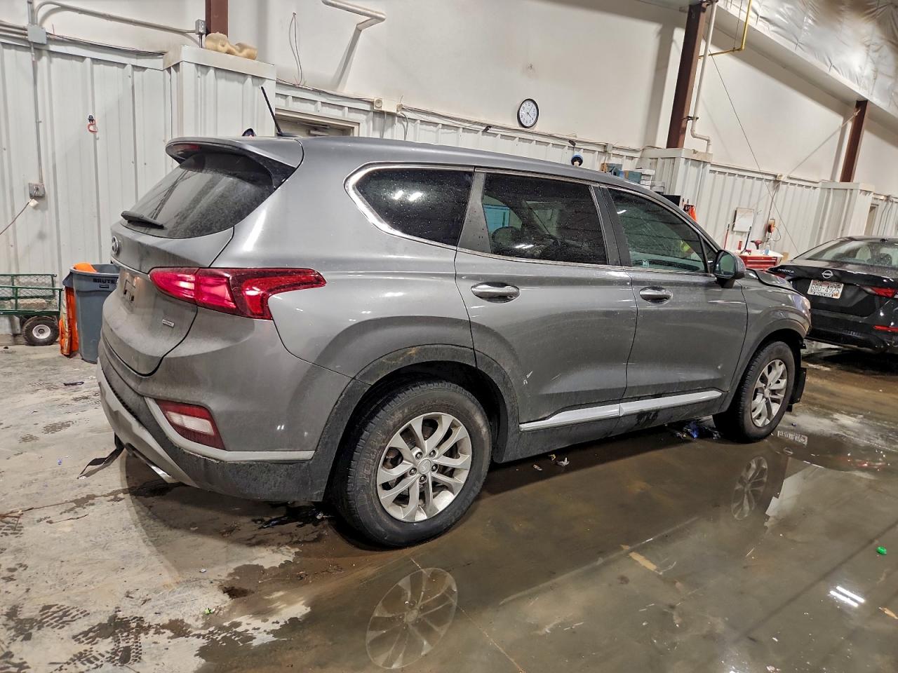 2019 HYUNDAI SANTA FE SE photo 5