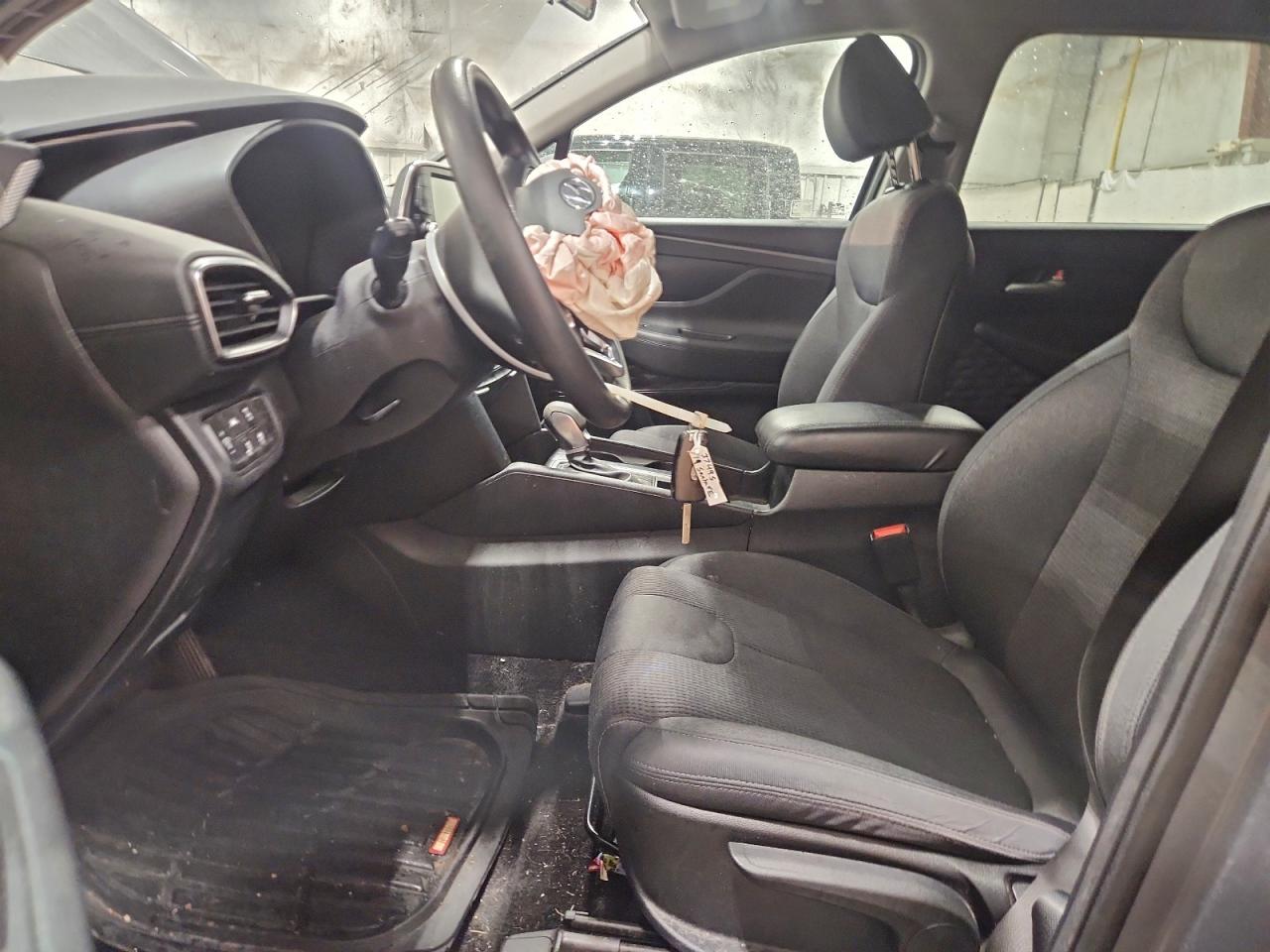 2019 HYUNDAI SANTA FE SE photo 13