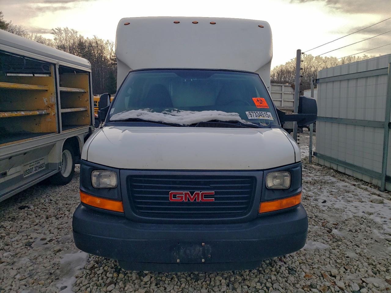 2015 GMC SAVANA DELIVERY TRUCK photo 5