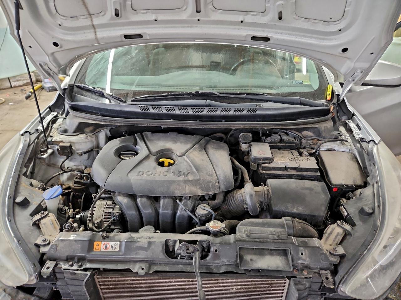 2015 HYUNDAI ELANTRA SE photo 11