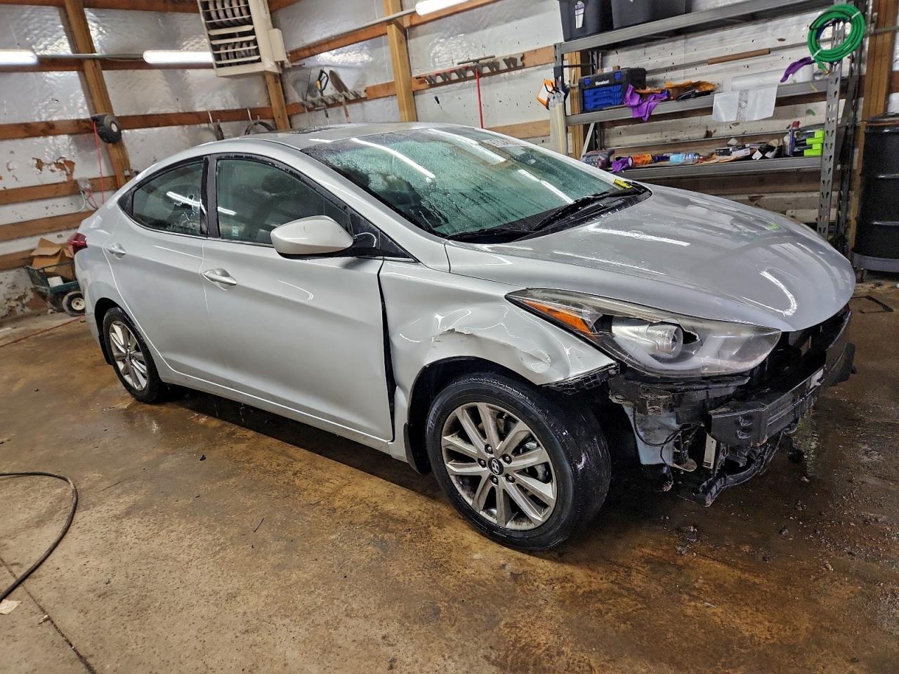 2015 HYUNDAI ELANTRA SE photo 4