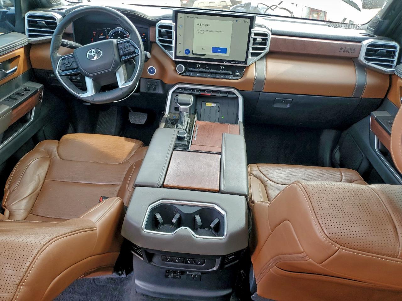 2024 TOYOTA TUNDRA CREWMAX PLATINUM photo 8