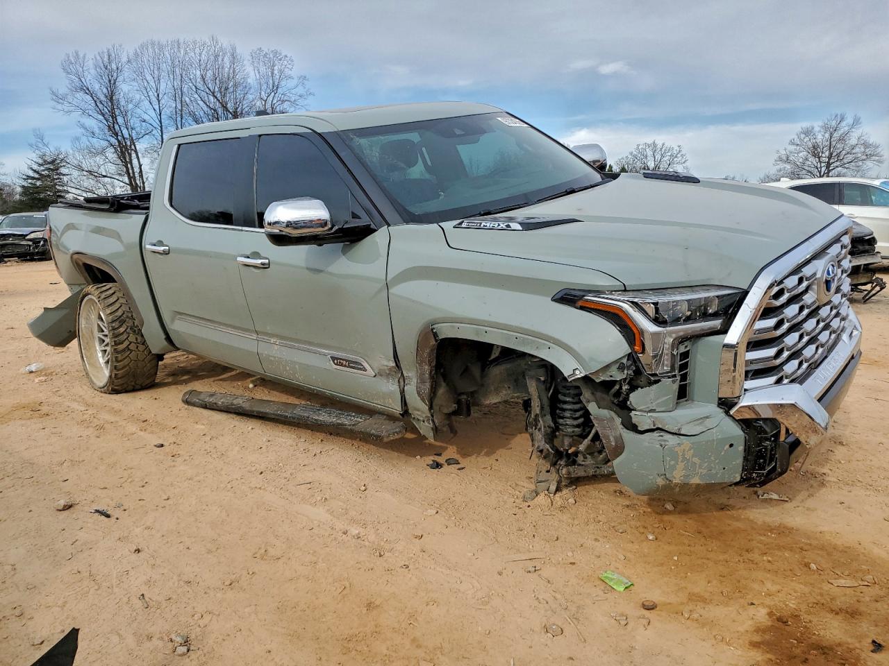 2024 TOYOTA TUNDRA CREWMAX PLATINUM photo 4