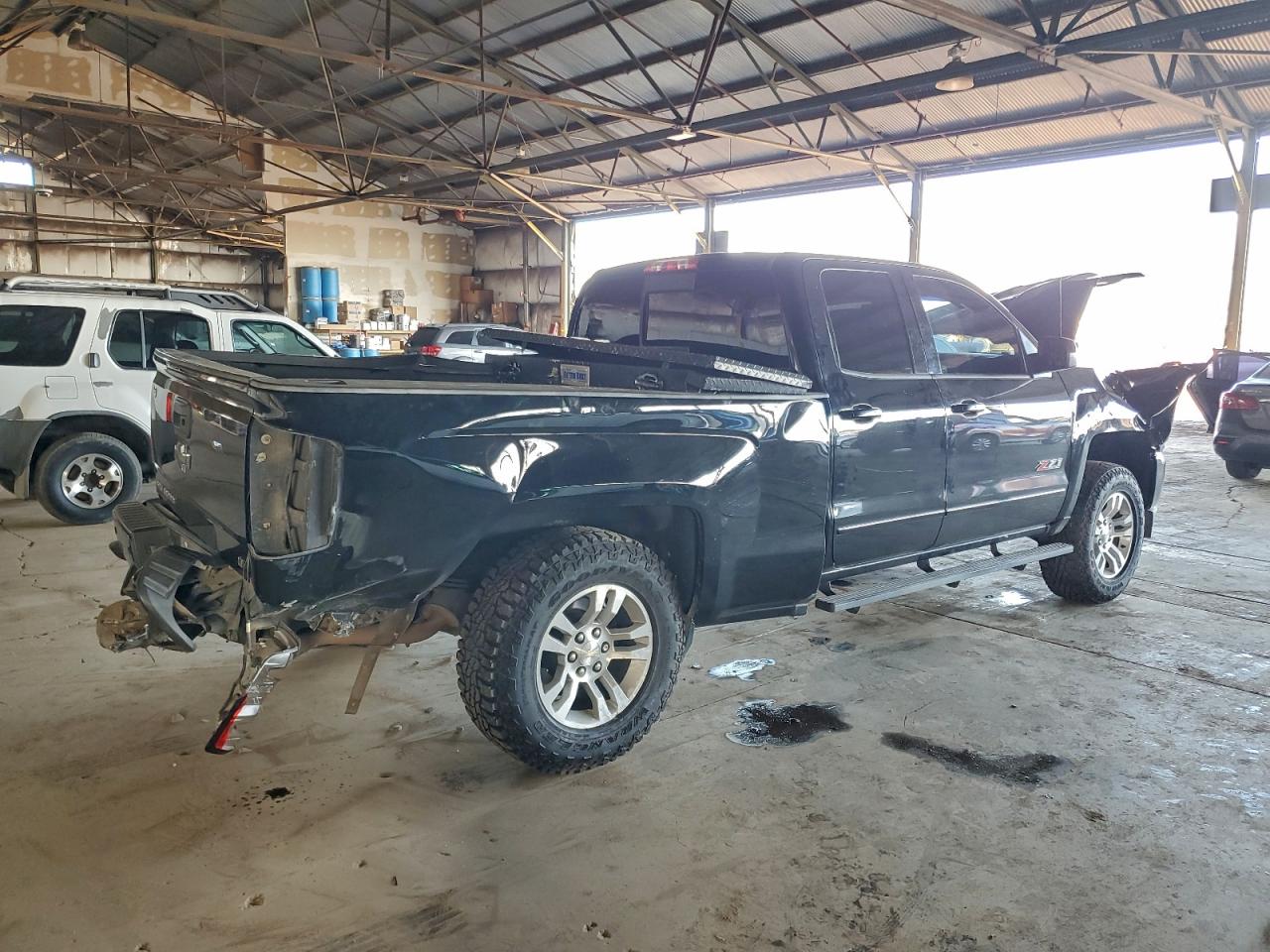 2016 CHEVROLET SILVERADO K1500 LT photo 3