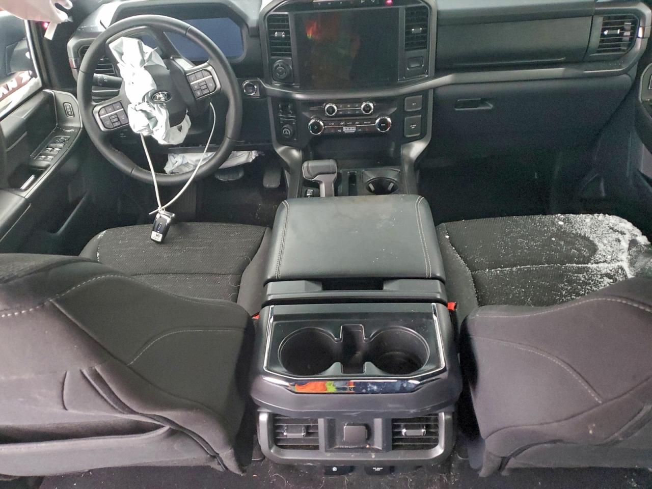 2024 FORD F150 XLT photo 22