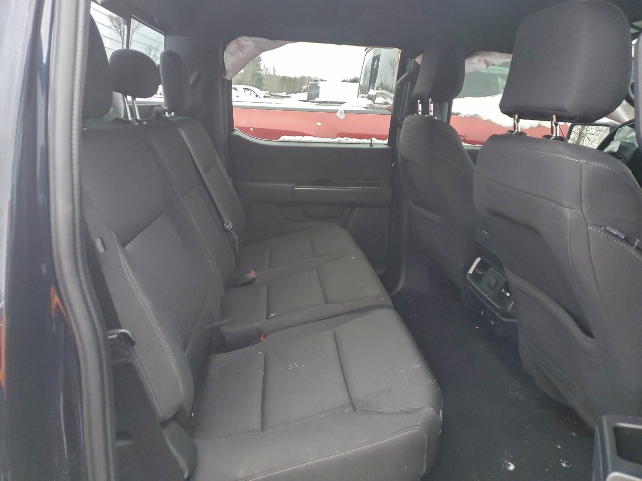 2024 FORD F150 XLT photo 28