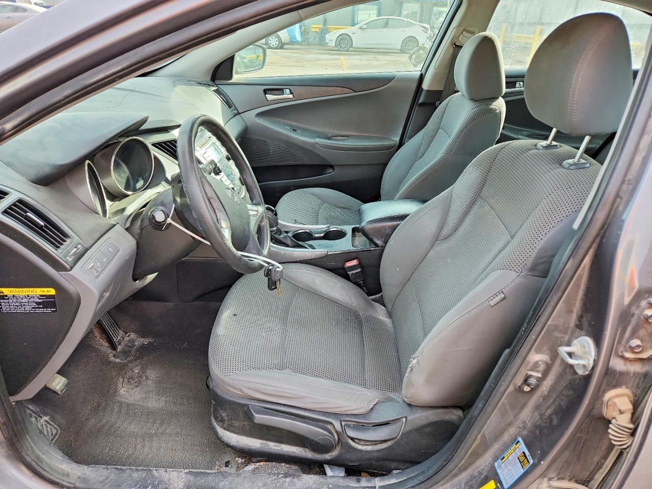2011 HYUNDAI SONATA GLS photo 7