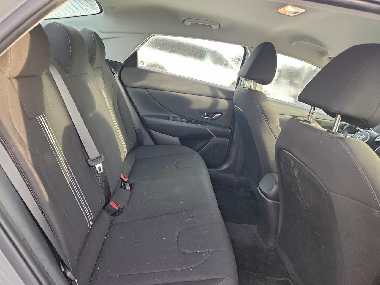 2023 HYUNDAI ELANTRA SEL photo 10