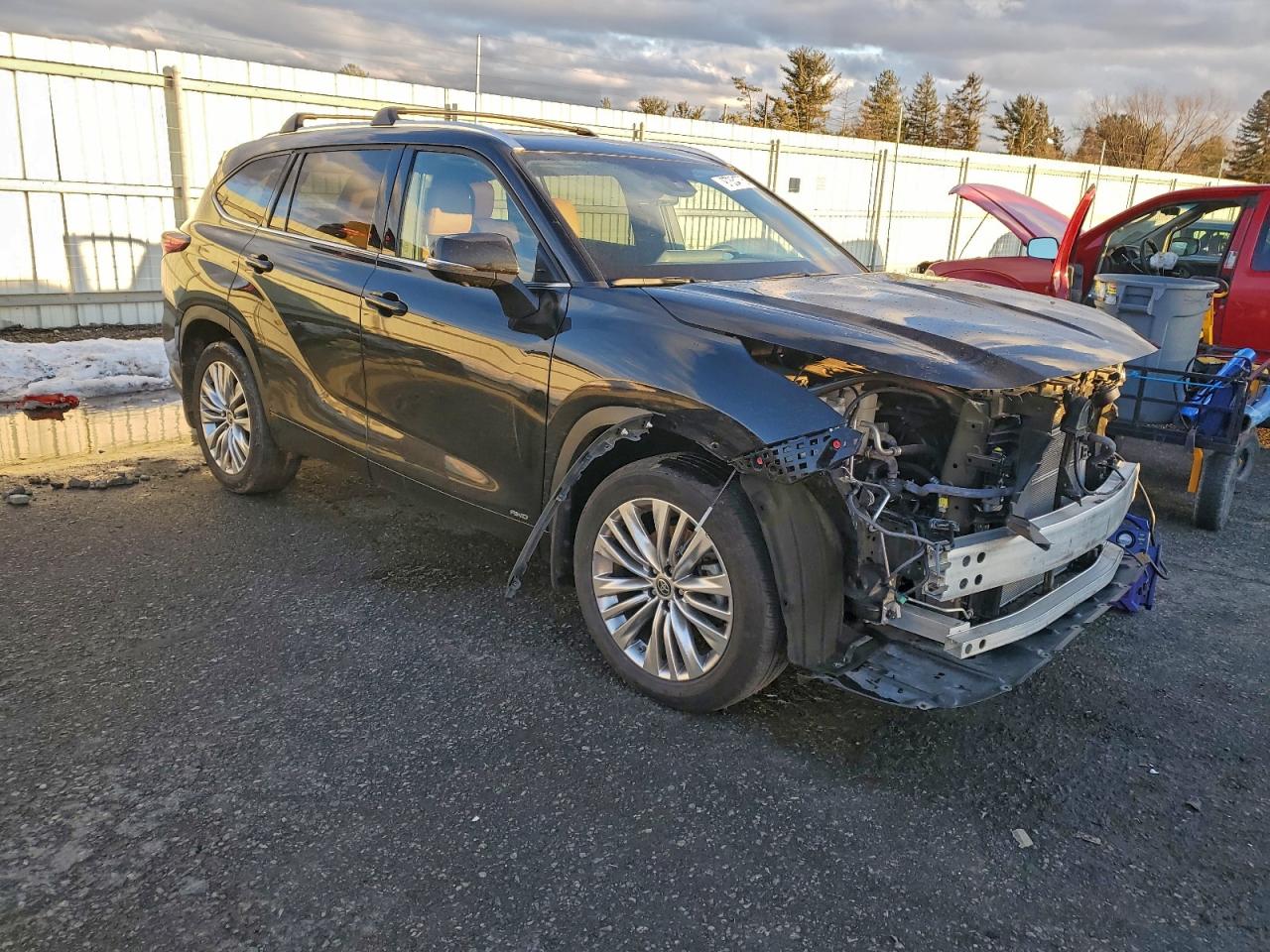 2023 TOYOTA HIGHLANDER HYBRID LIMITED photo 4
