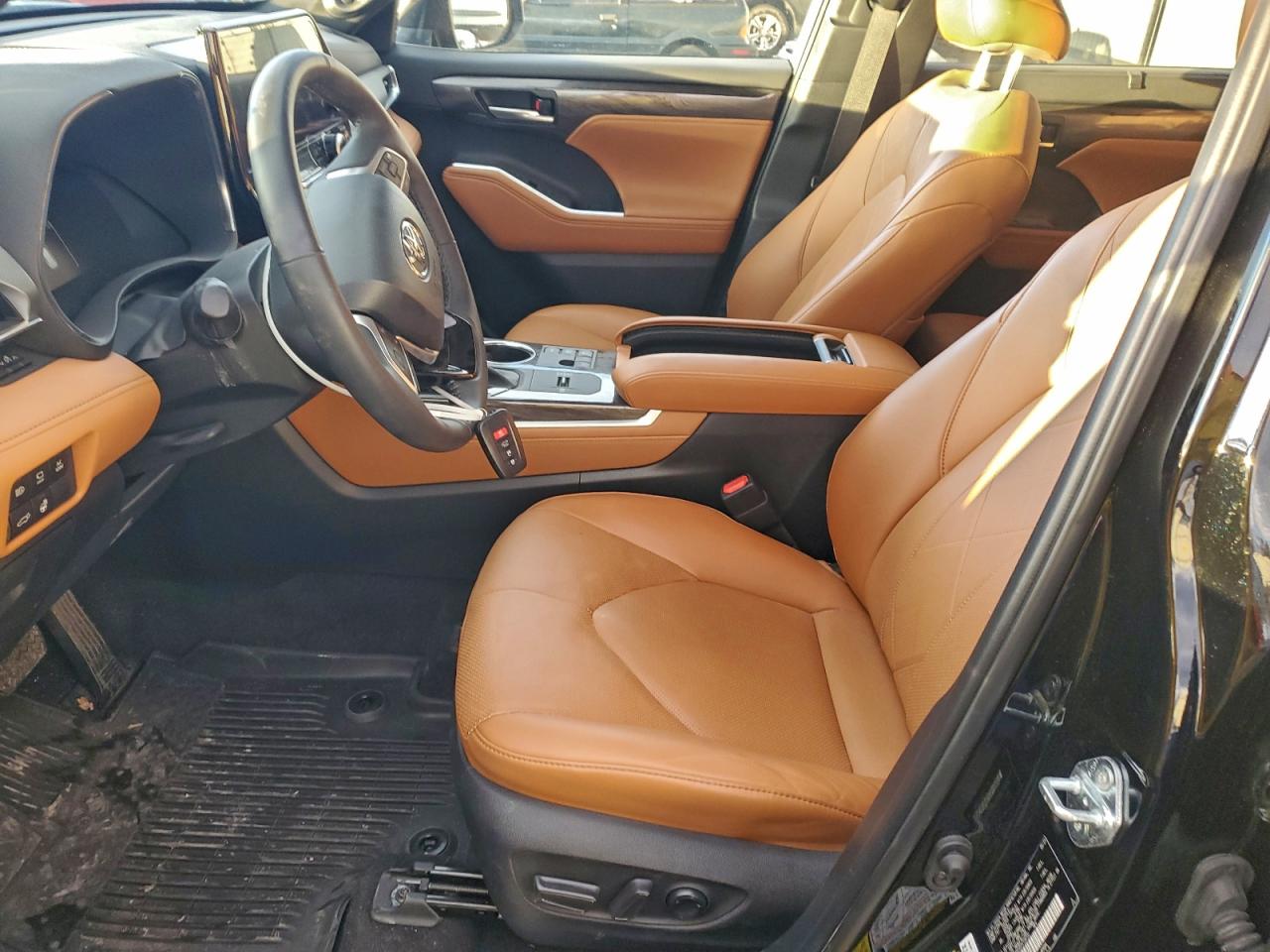 2023 TOYOTA HIGHLANDER HYBRID LIMITED photo 7