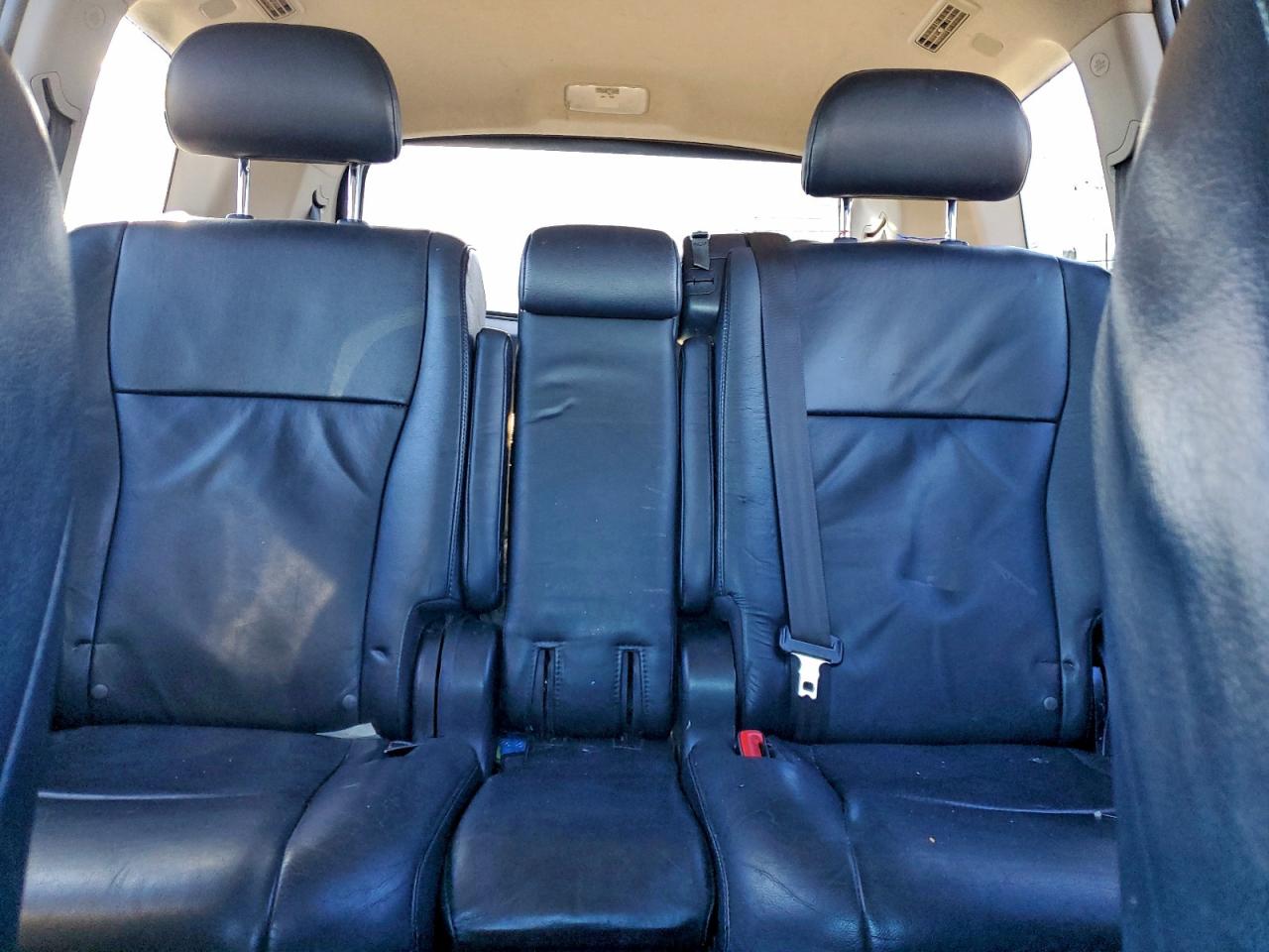2011 TOYOTA HIGHLANDER BASE photo 10