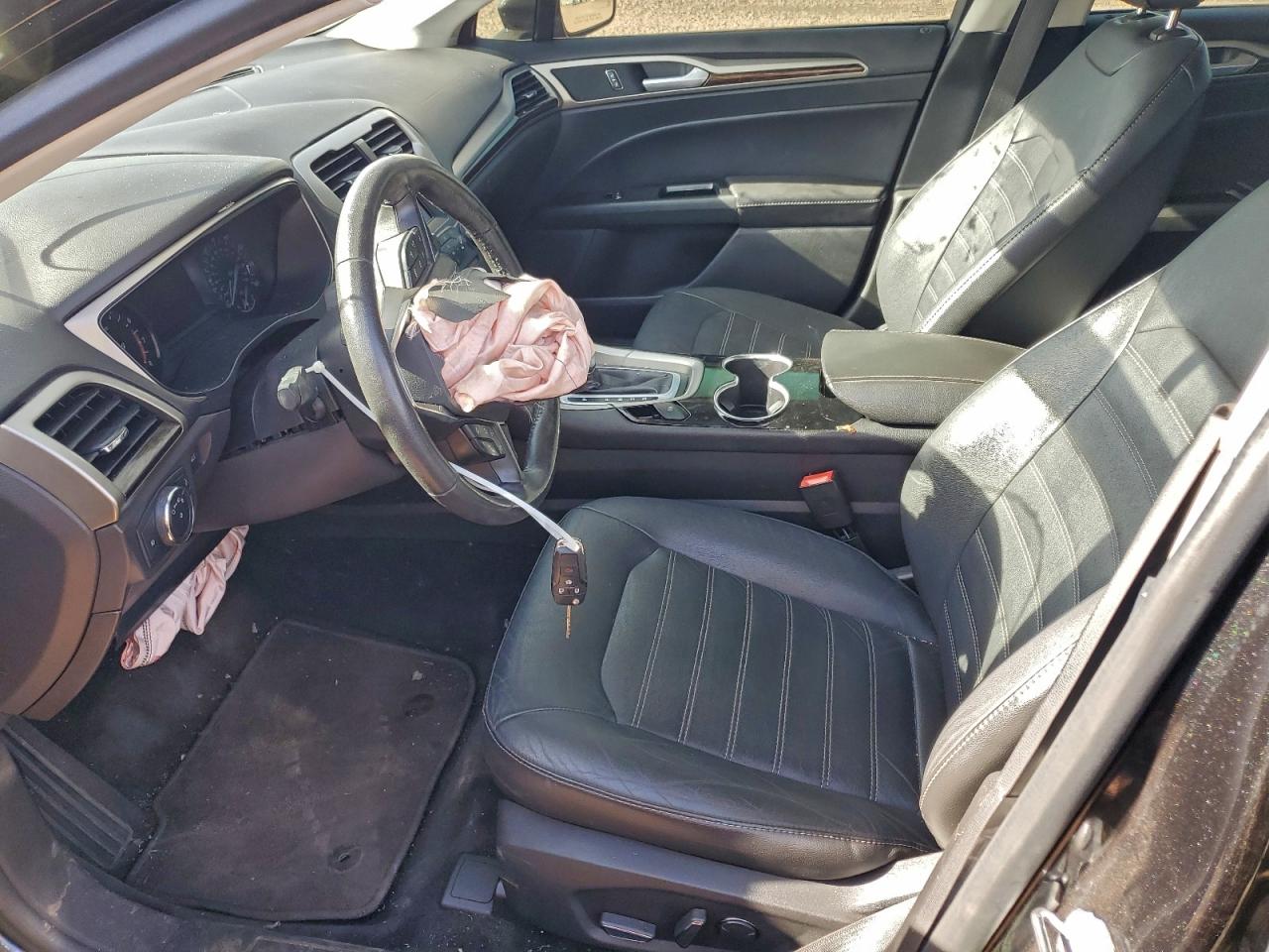 2015 FORD FUSION SE photo 13