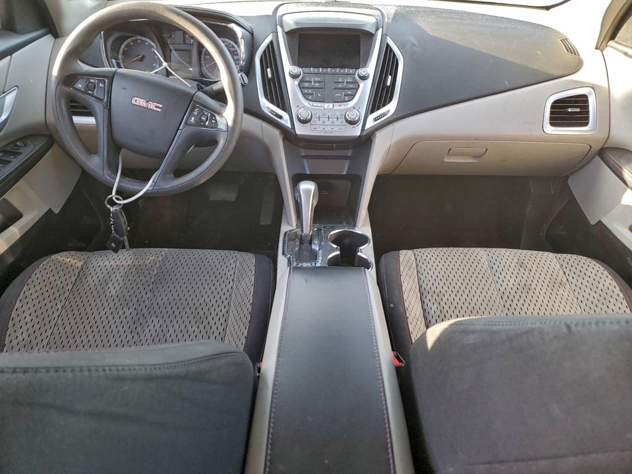 2012 GMC TERRAIN SLE photo 8