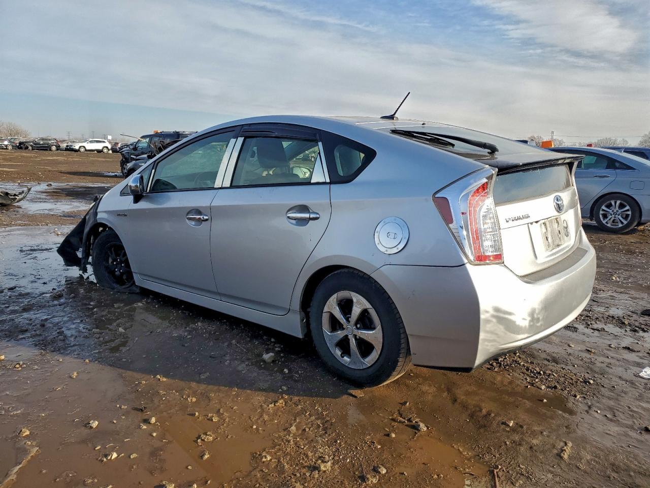 2013 TOYOTA PRIUS photo 3