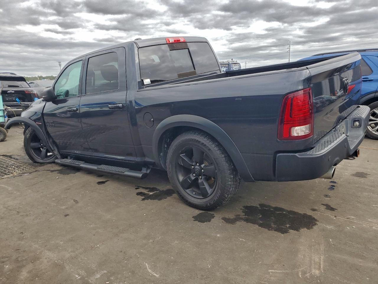 2019 RAM 1500 CLASSIC SLT photo 4