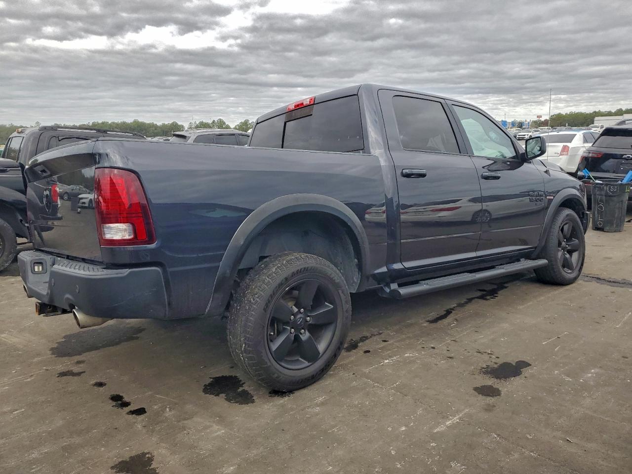2019 RAM 1500 CLASSIC SLT photo 7