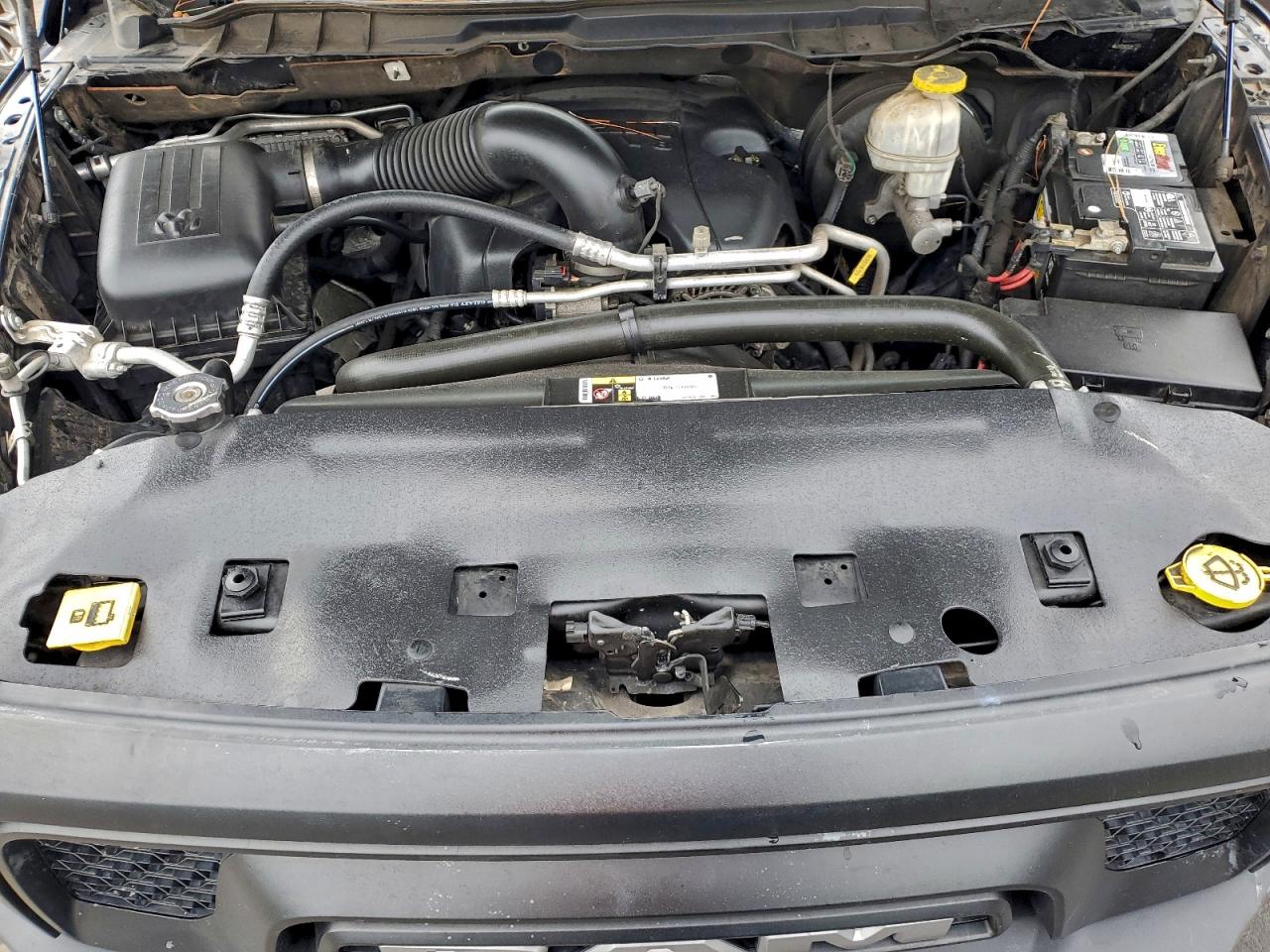 2019 RAM 1500 CLASSIC SLT photo 31